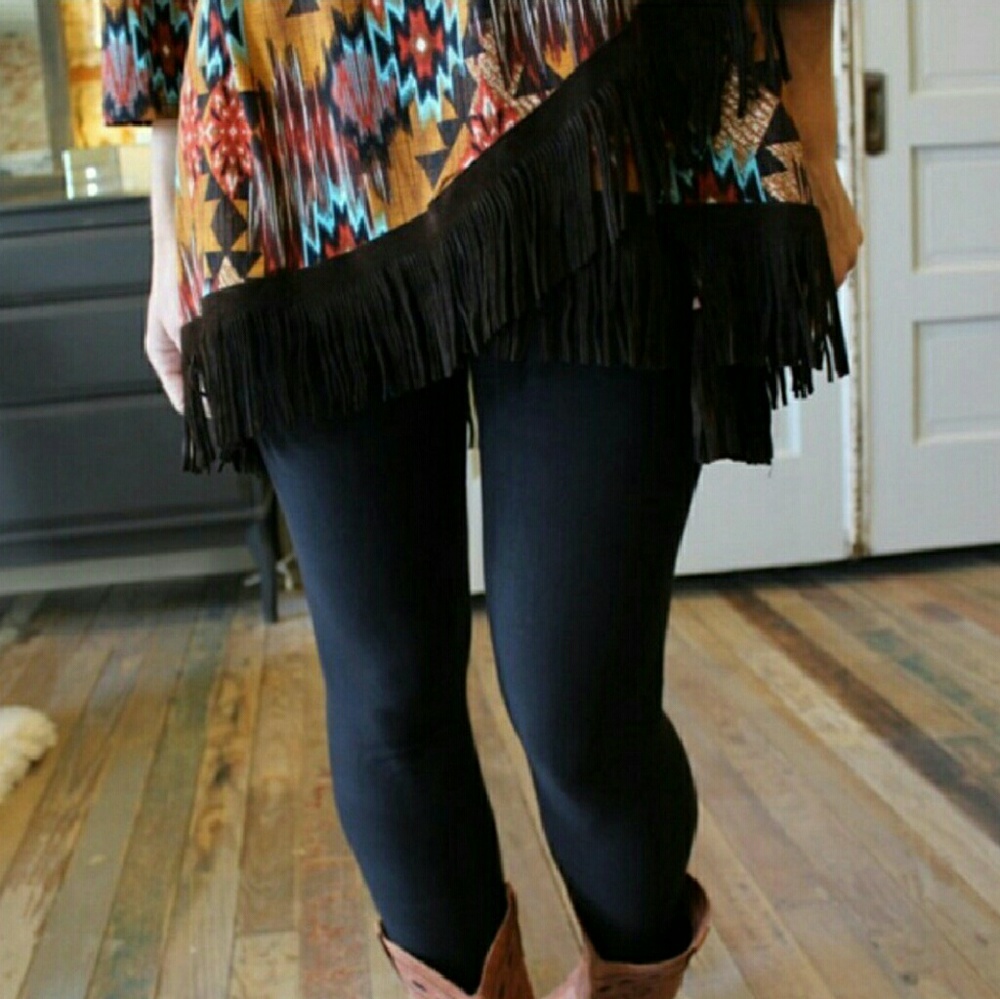 PLUS SIZE 12-18!! 💜 Black Brushed Knit Leggings!!